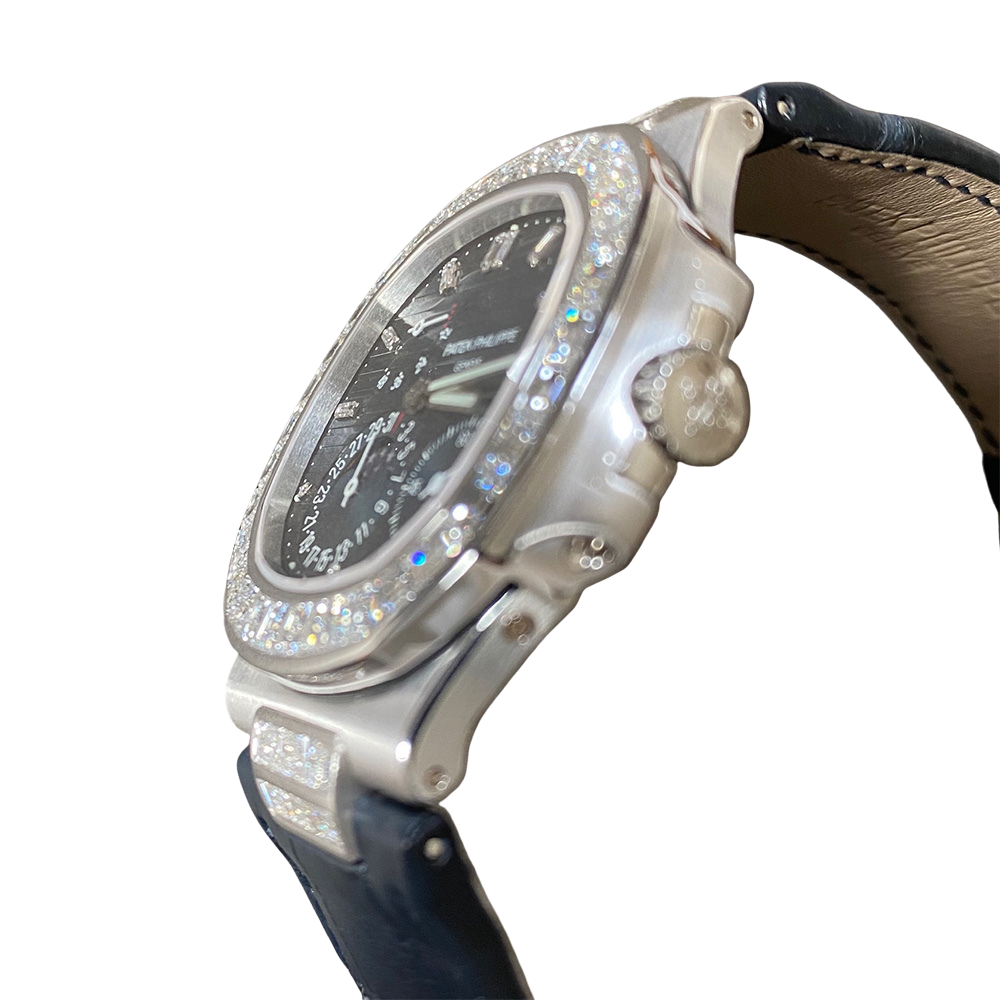 Patek Philippe Nautilus Watch – 5724G-001 - Image 17