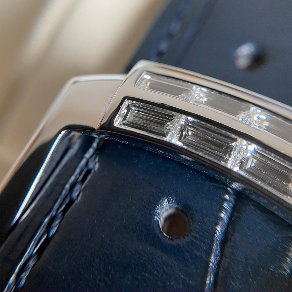 Patek Philippe Nautilus Watch – 5724G-001 - Image 15